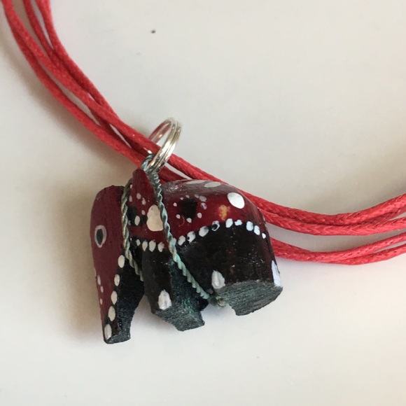 Painted elephant 🐘 on fiber cord . - Picture 3 of 4